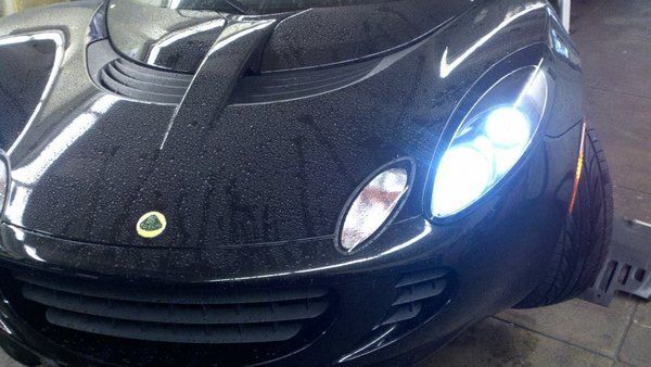Example of HID with Lotus Elise